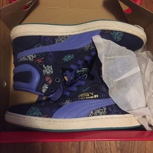 ***Like New*** Puma High Top Sneakers